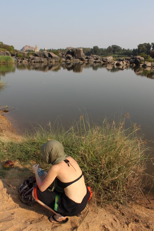 India 2010 - Hampi - Virupapur Gaddi - Swimming Lake